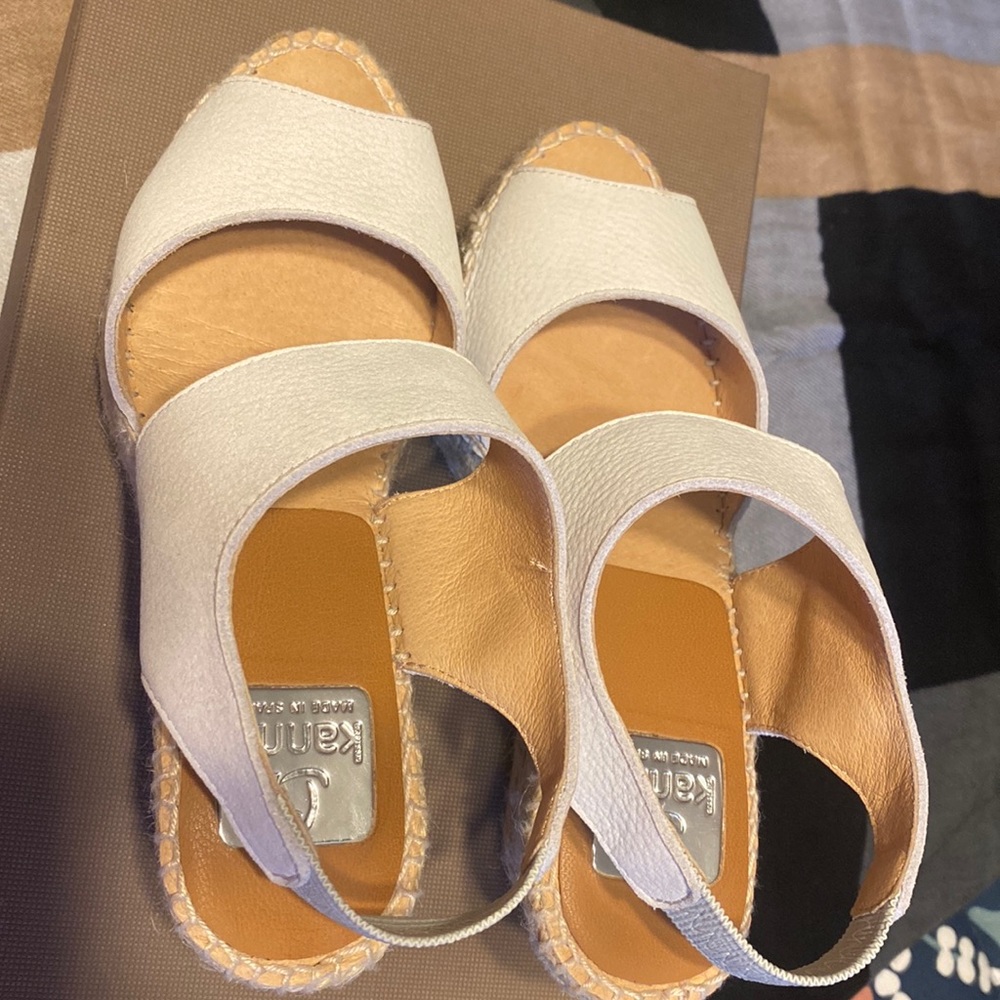 Kanna Women's Wedge Sandals Size 35Women's.Excellent condition.